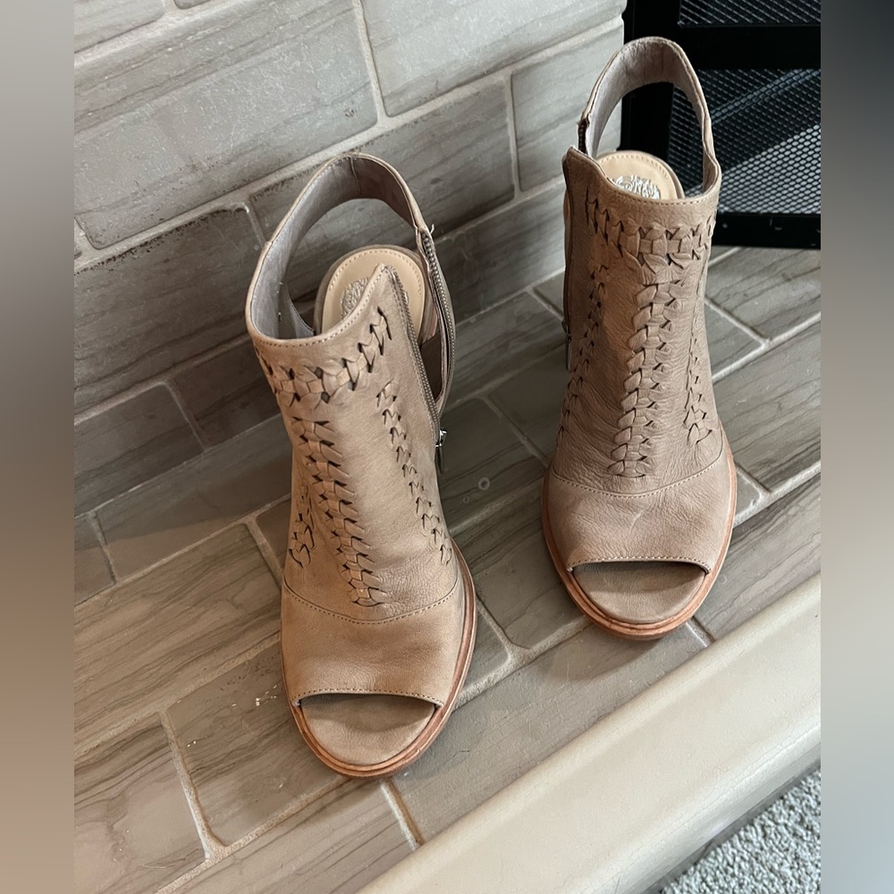 Block Heel Sandels By Vince Camuto Size: 9